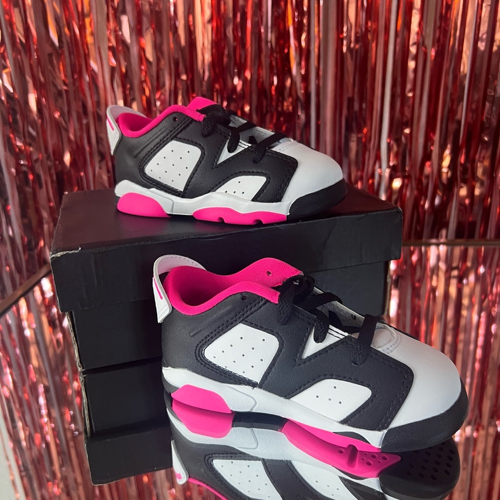 Jordan 6 retro low girls kids size 7 shoes